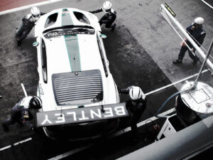 Fotos Bentley GT3 en Pit Lane