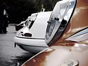 Faros Porsche 901 Golfo Faros del Porsche 901 con librea Gulf en fila de 911 clásicos – fotografía artística edición 7 ejemplares