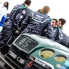 Equipo Bentley últimas instrucciones antes salida 24 Horas Nürburgring – fotografía lifestyle competición edición limitada