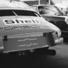 Impresión de arte Porsche 911 vintage en blanco y negro, fotografía artística monocromo de coche clásico con acabado retro atemporal, cuadro decorativo para salón y garaje de colección