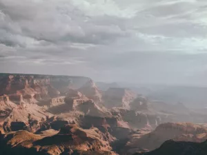 Impresionante Vista del Gran Cañón - Fotografía de Arte a la Venta Gran Cañón del Colorado Arizona capas geológicas colores cálidos amanecer vista panorámica – fotografía artística paisaje USA edición limitada