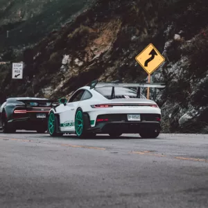 Fotografía fine art Porsche GT3 RS Bugatti Chiron cañón carretera edición limitada cuadro automóvil