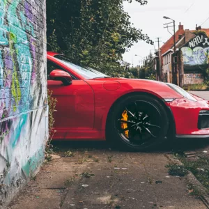fotografía fine art Porsche Cayman GT4 rojo graffiti Doel edición limitada cuadro
