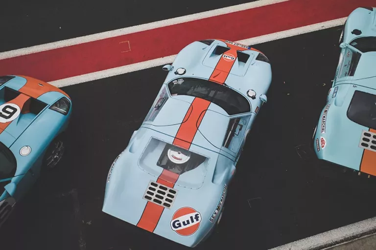 Fotografía Ford GT40 Gulf fine art — livrea azul y naranja Le Mans
